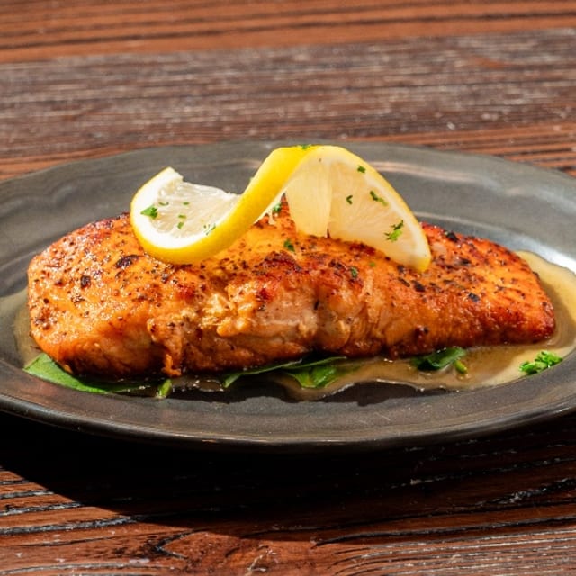 Broiled or Blacкened Salmon.